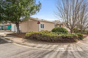 206 Eagle View Dr, Eagle Point, OR 97524 - Photo 3