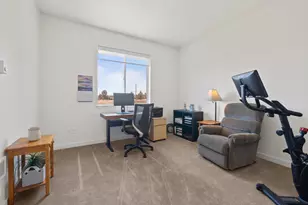 25311 Bachelor Ln, Bend, OR 97701 - Photo 17