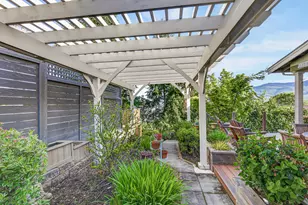 417 Tucker St, Ashland, OR 97520 - Photo 43