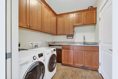 417 Tucker Street, Ashland, OR 97520 - Photo 33