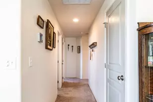 2303 NE 3rd St, Redmond, OR 97756 - Photo 9