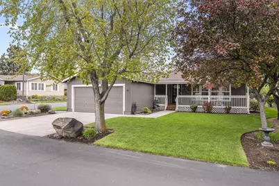 1188 NE 27th Street #UNIT 90, Bend, OR 97701 - Photo 3