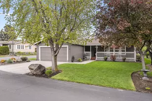 1188 NE 27th St, Bend, OR 97701 - Photo 3