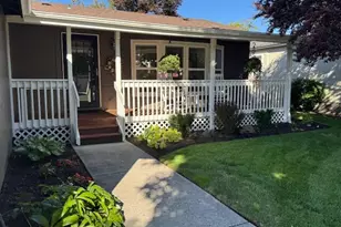 1188 NE 27th St, Bend, OR 97701 - Photo 25