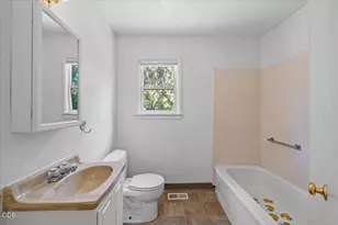 1628 Parker St, Ashland, OR 97520 - Photo 11