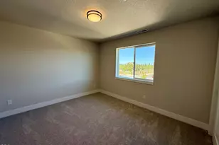 21405 SE Krakatoa Ct, Bend, OR 97702 - Photo 19