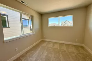 21405 SE Krakatoa Ct, Bend, OR 97702 - Photo 21