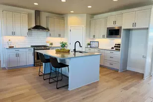 21405 SE Krakatoa Ct, Bend, OR 97702 - Photo 9