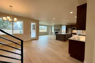 61421 SE Daybreak Ct, Bend, OR 97702 - Photo 5