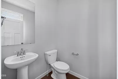 743 NW Upas Ave, Redmond, OR 97756 - Photo 23