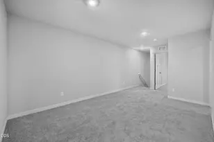 743 NW Upas Ave, Redmond, OR 97756 - Photo 29