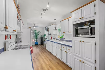 8401 Old Stage Road #UNIT 54, Central Point, OR 97502 - Photo 3