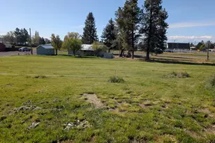 2445 5th St, Malin, OR 97632 - Photo 9