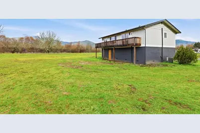 8835 Williams Highway, Grants Pass, OR 97527 - Photo 25