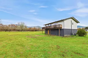 8835 Williams Hwy, Grants Pass, OR 97527 - Photo 25