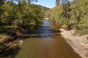 2295 W Evans Creek Rd, Rogue River, OR 97537 - Photo 33