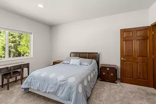 2295 W Evans Creek Rd, Rogue River, OR 97537 - Photo 23