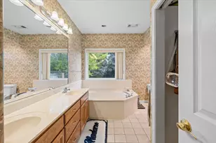 747 Eastridge Dr, Medford, OR 97504 - Photo 19