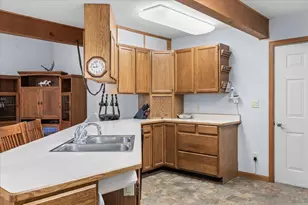 2267 Old Military Rd, Central Point, OR 97502 - Photo 15