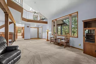 2267 Old Military Rd, Central Point, OR 97502 - Photo 9