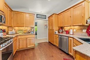 2317 SE Overland Dr, Grants Pass, OR 97527 - Photo 11