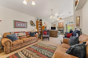 2317 SE Overland Dr, Grants Pass, OR 97527 - Photo 7