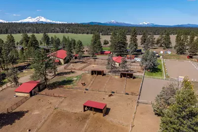 67500 Harrington Loop, Bend, OR 97703 - Photo 65