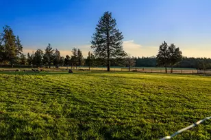 67500 Harrington Loop, Bend, OR 97703 - Photo 71
