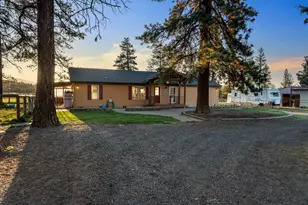 67500 Harrington Loop, Bend, OR 97703 - Photo 7