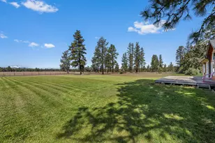 67500 Harrington Loop, Bend, OR 97703 - Photo 43