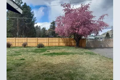 61984 Pettigrew Road, Bend, OR 97702 - Photo 3