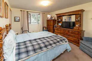 61984 Pettigrew Rd, Bend, OR 97702 - Photo 9