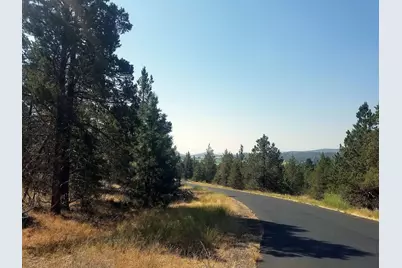 1123 Red Willow Drive, Klamath Falls, OR 97601 - Photo 3