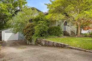 847 NW 5th St, Grants Pass, OR 97526 - Photo 33