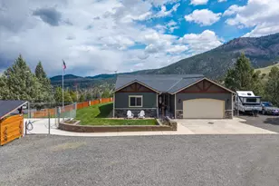 26807 Grandview Rd, John Day, OR 97845 - Photo 3