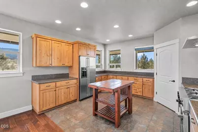 9001 SW Desert Sage Lane, Powell Butte, OR 97753 - Photo 15