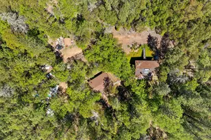 1610 Jumpoff Joe Creek Rd, Grants Pass, OR 97526 - Photo 29
