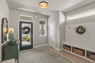 20546 Aberdeen Ct, Bend, OR 97702 - Photo 3