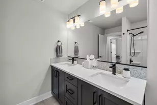 20850 SE Delta Dr, Bend, OR 97702 - Photo 27