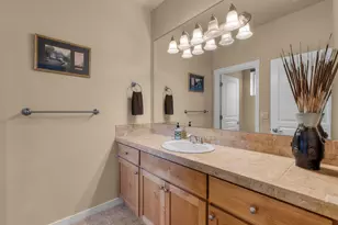 10870 Village Loop, Redmond, OR 97756 - Photo 23
