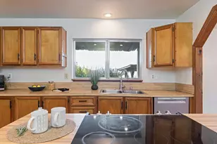2401 E Fork Rd, Williams, OR 97544 - Photo 9