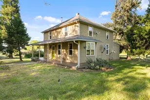 2401 E Fork Rd, Williams, OR 97544 - Photo 37