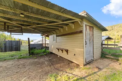 2401 E Fork Road, Williams, OR 97544 - Photo 29
