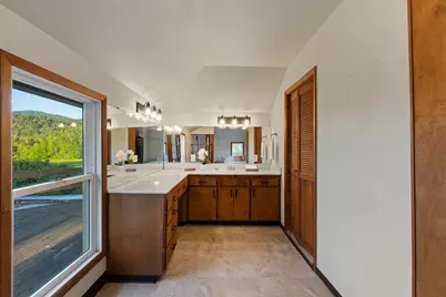 2401 E Fork Road, Williams, OR 97544 - Photo 17