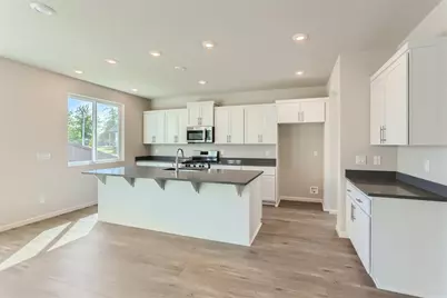 63205 NE Carly Ln, Bend, OR 97701 - Photo 5