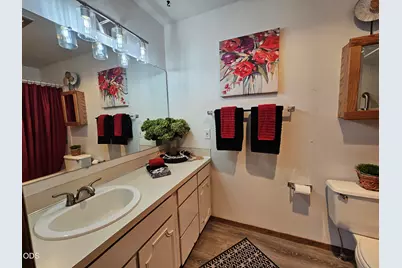 821 E Desperado Trail #UNIT 201, Sisters, OR 97759 - Photo 13
