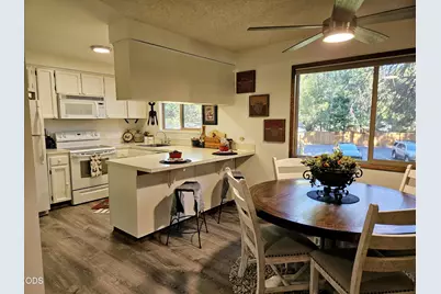 821 E Desperado Trail #UNIT 201, Sisters, OR 97759 - Photo 7