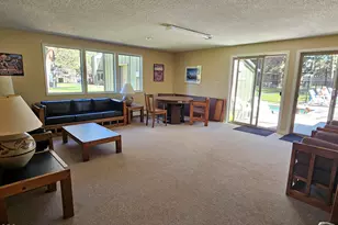 821 E Desperado Trail, Sisters, OR 97759 - Photo 33