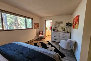 821 E Desperado Trail, Sisters, OR 97759 - Photo 11