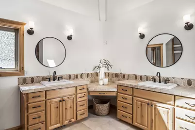 61015 River Bluff Trail, Bend, OR 97702 - Photo 47